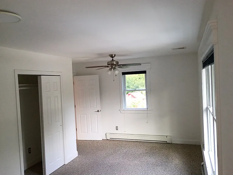 Magnolia Ave — Photo 15