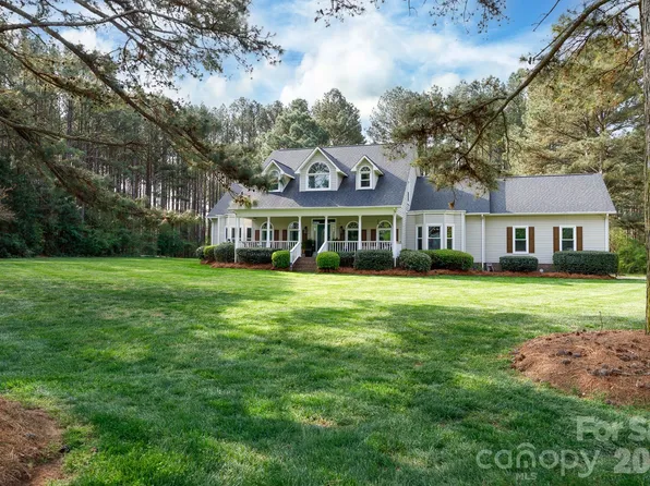 6677 Campbell Rd, York, SC 29745