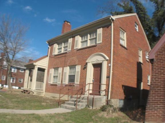5th image of 3920 Vine St