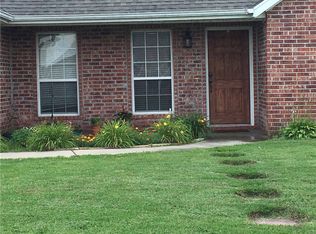 801 Custer St, Prairie Grove, AR 72753