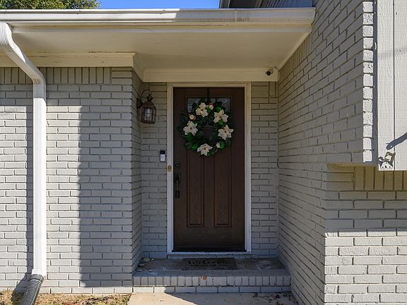 4th image of 617 Van Buren Dr