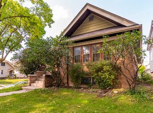 3334 W Grant St, Milwaukee, WI 53215