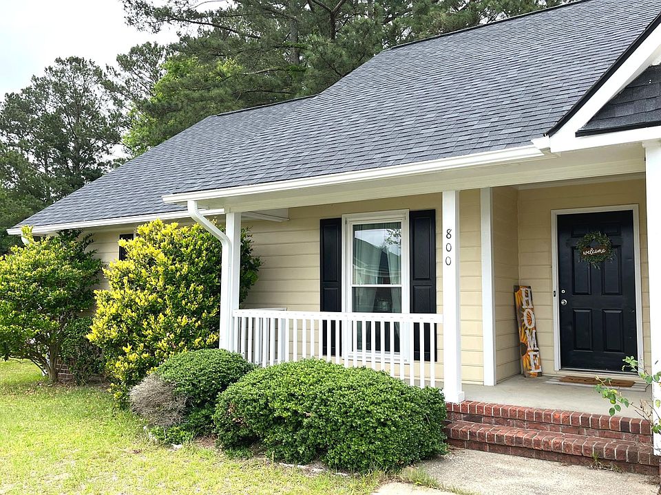 1st image of 800 Marchbanks Pl