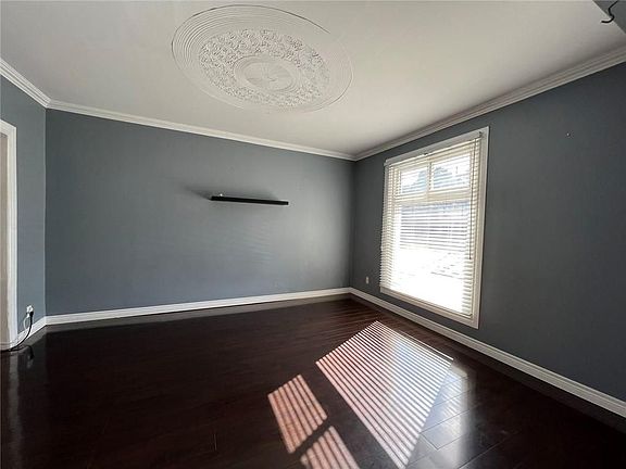 4th image of 309 Cumberland Ave