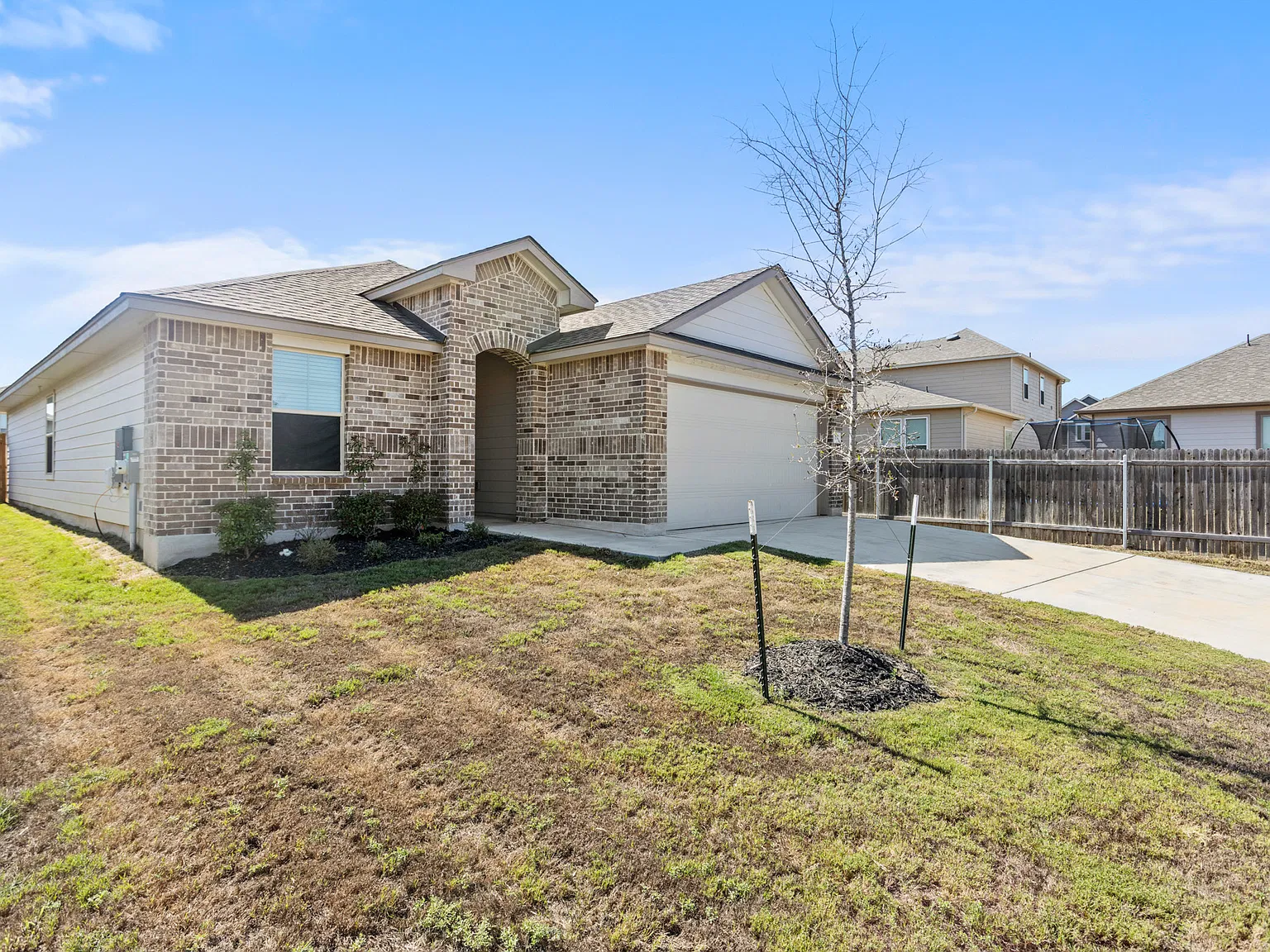 3 bed, 1409 sqft, $1,795 — Photo 3