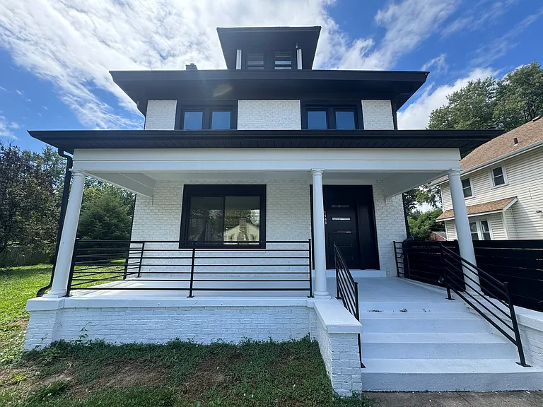 Modern black & white exterior!