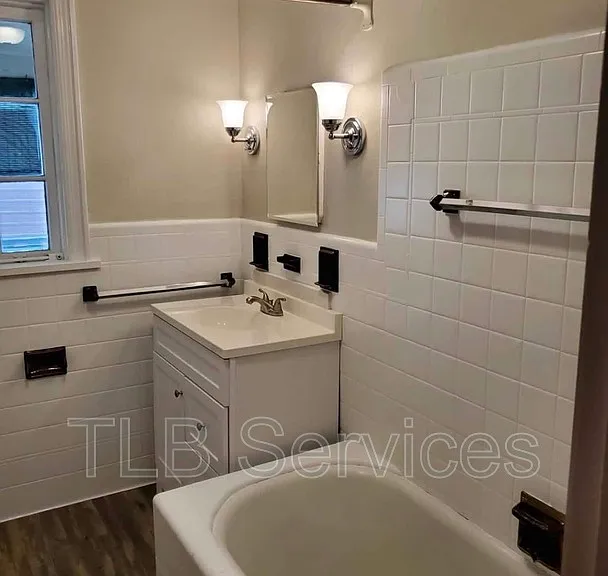 1310 Pittston Ave #3 — Photo 1
