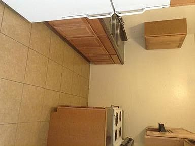 1st image of 916 S 4th Ave APT C