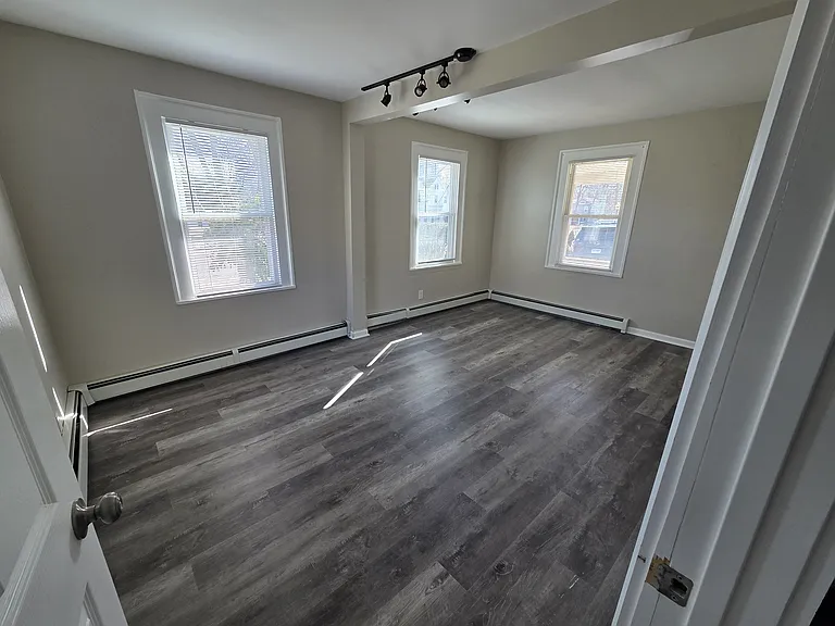 2818 Whitney Ave #1 — Photo 9