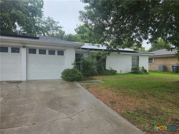 905 Willowbrook St, Copperas Cove, TX 76522