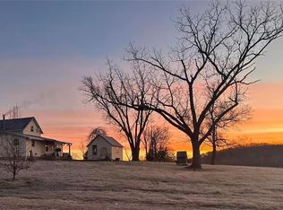 21629 Fairmount Rd, Leavenworth, KS 66048