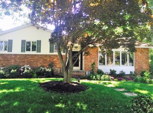 65 Oak Hill Dr, Oyster Bay, NY 11771