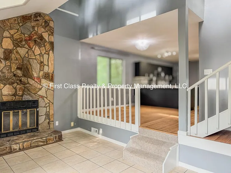 8015 Tiburon Cir — Photo 6