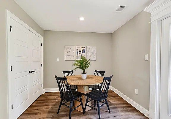 5th image of 921 Motsie Rd