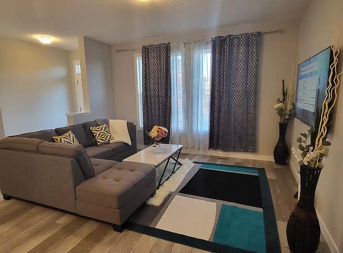 279 Cameron St, Sarnia, ON N7T 4B2 Zillow