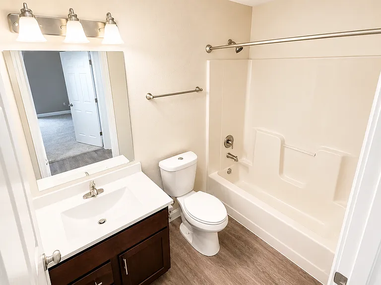 Timber Bluff — Photo 10