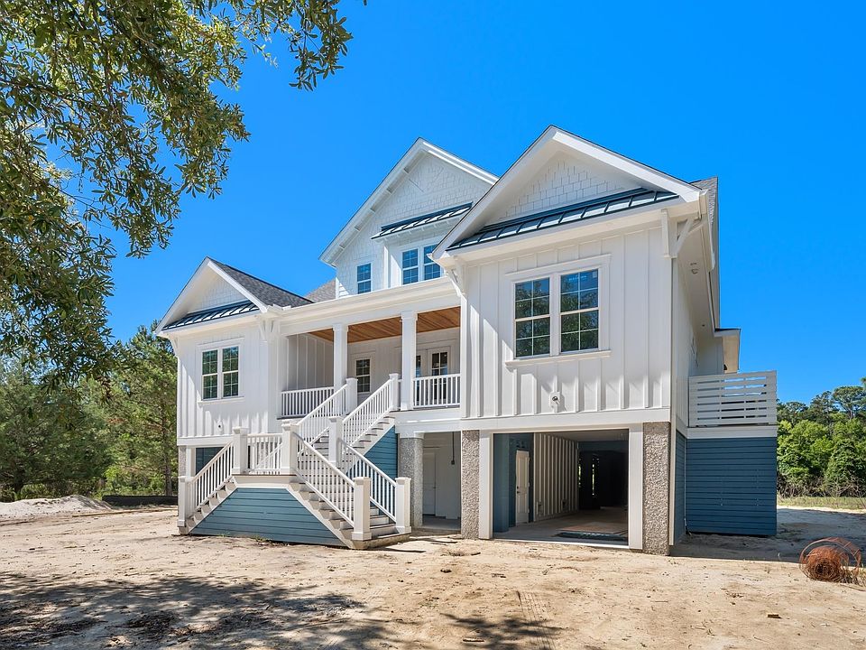 1st image of 292 Colony Club Dr.