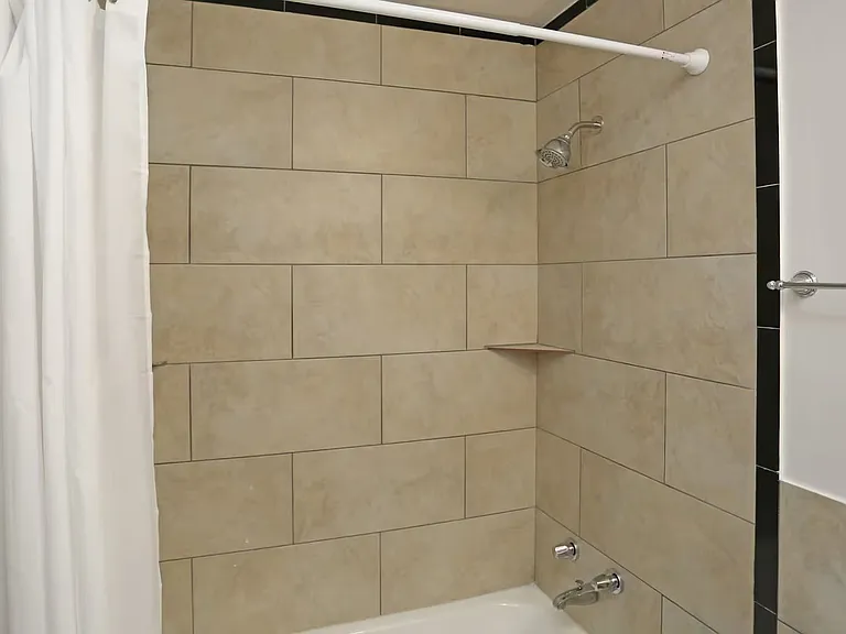 5458 Beechmont Ave #212 — Photo 6