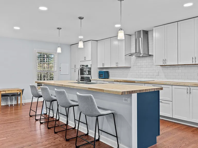 1105 N Glenwood Trl — Photo 6