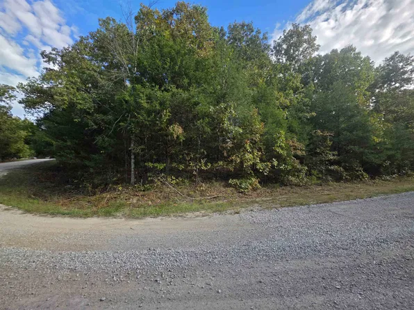 905 Bambi Ln, Horseshoe Bend, AR 72512