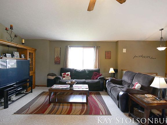 2nd image of 1423 Quail Run Dr