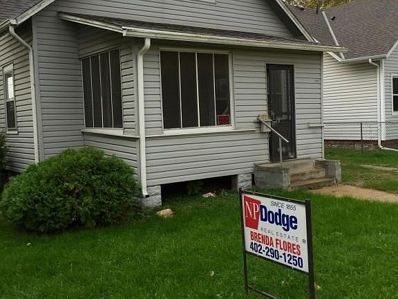 4th image of 2833 Avenue A