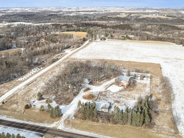 9805 Highway 19 Blvd, Cannon Falls, MN 55009