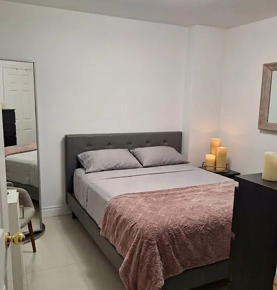 256 Lakeshore Rd E #3 — Photo 5