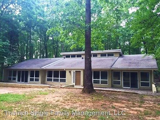 460 Parker Rd photo 1