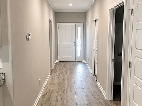 2nd image of 120 Gary Cir #L-17b