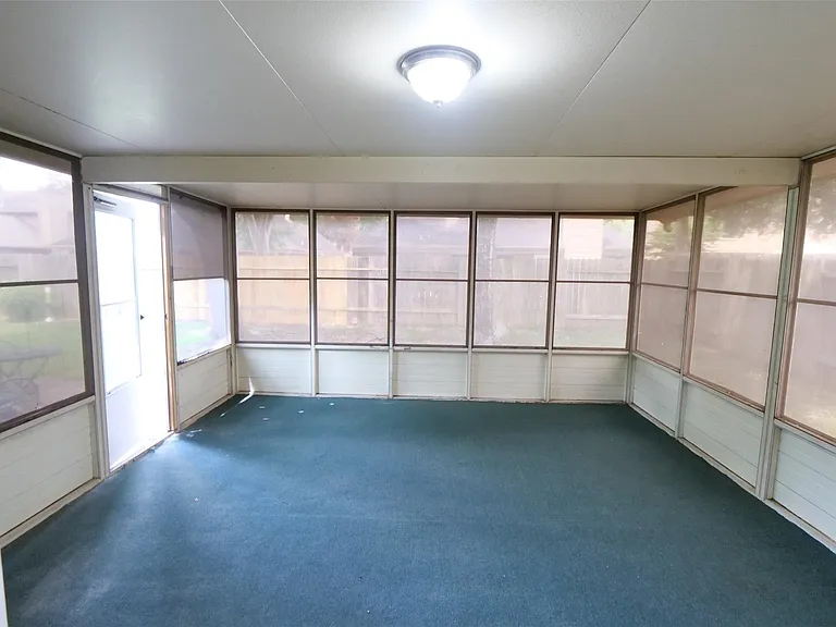 1314 Hollow Ash Ln — Photo 27