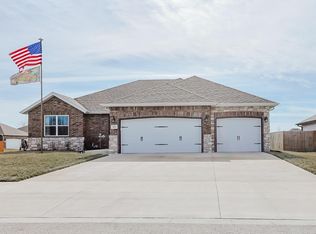 2822 E Bradford Street, Republic, MO 65738