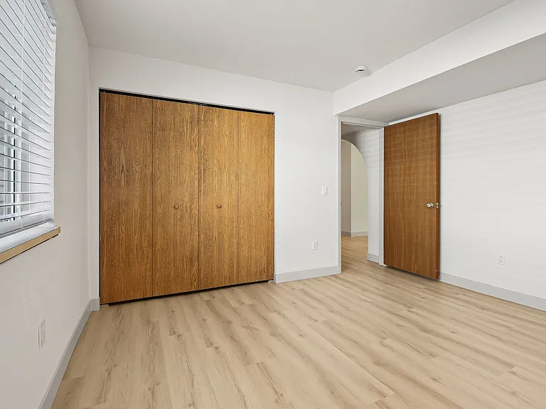 Ridge Creek Apartments — Photo 13