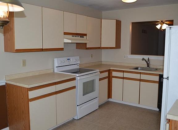 5th image of 894 Sabina Cir