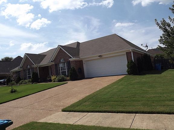 2nd image of 5215 Summer Wind Ln