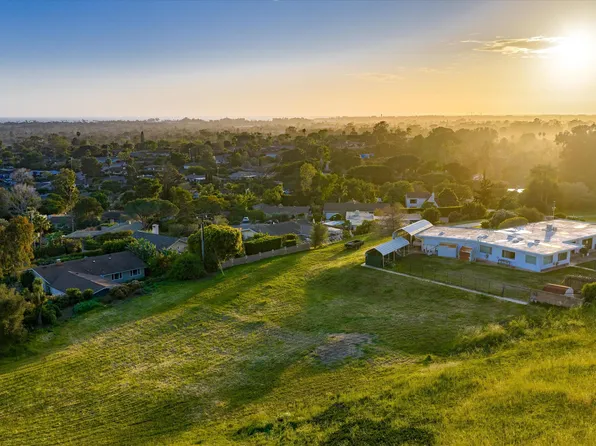 504 Los Verdes Dr, Santa Barbara, CA 93111