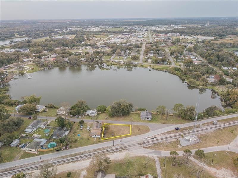 1st image of 610 NW Phosphate Blvd