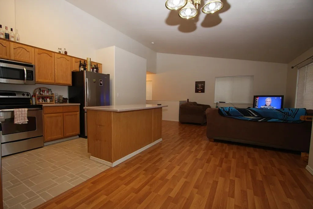 3 Bedroom Lauren Creek Loop Condo! — Photo 2