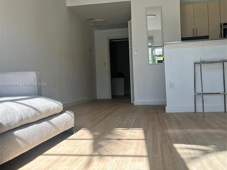 3917 N Meridian Ave #102 — Photo 8