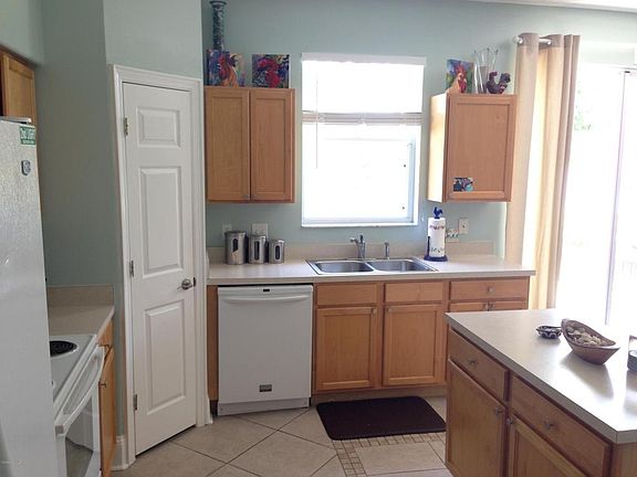 4th image of 4871 Spinet Dr