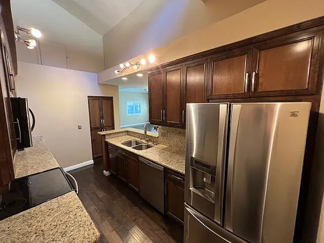 7361 Mission Trails Dr — Photo 1