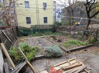 208 Huron St #1C, Brooklyn, NY 11222