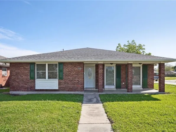 8433 Livingston Ave, Chalmette, LA 70043