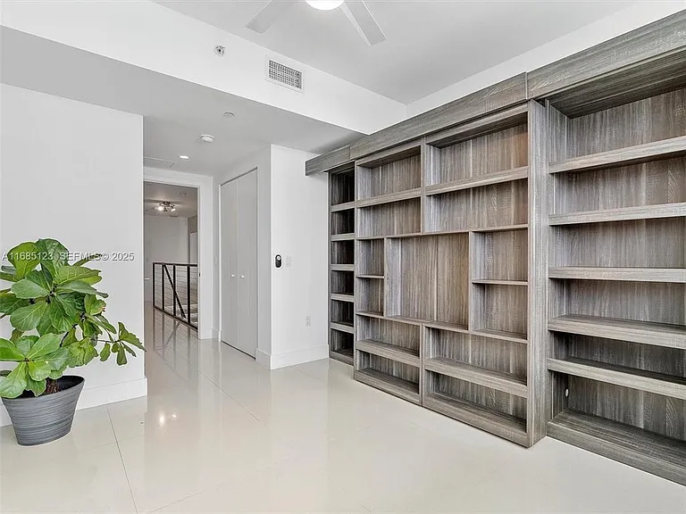 7935 East Dr #12 — Photo 18