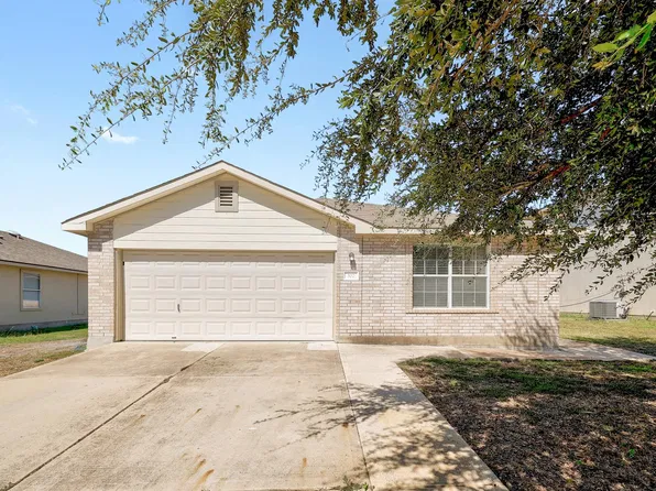 302 Phillips St, Hutto, TX 78634