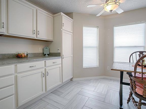 5th image of 1418 Arredondo Dr