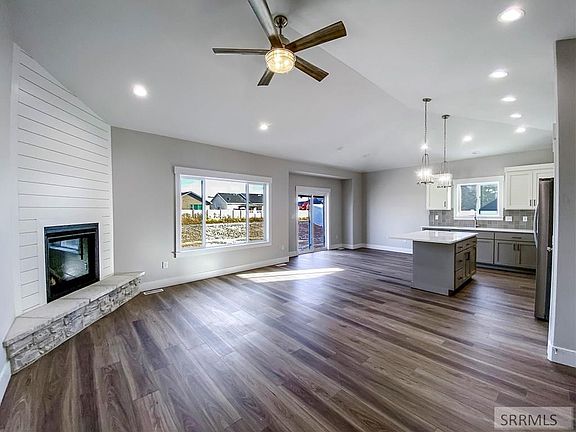 3rd image of 5935 Maggie Dr