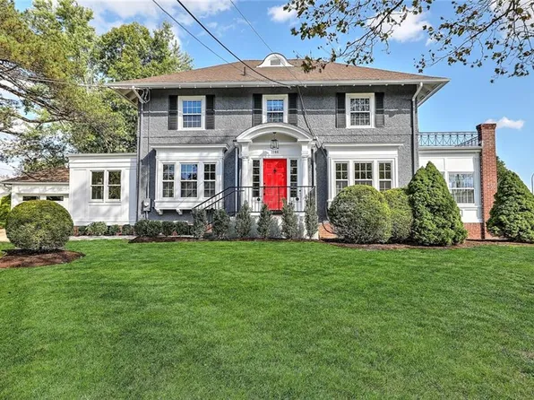 1144 Narragansett Blvd, Providence, RI 02905