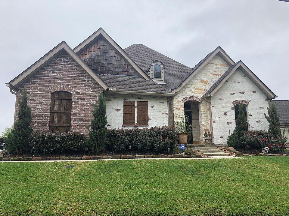 1st image of 1139 Idylwood St