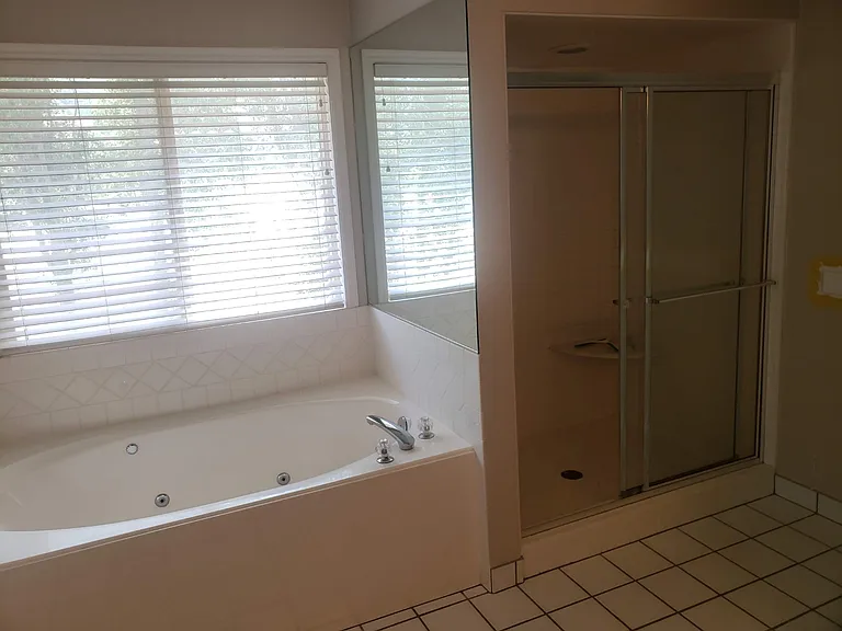7815 S Majestic Ridge Dr E — Photo 2